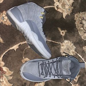 Jordan 12’s wolf gray
